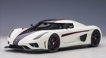79027 Koenigsegg Regera (Arctic White/Carbon with Red accents) 1:18